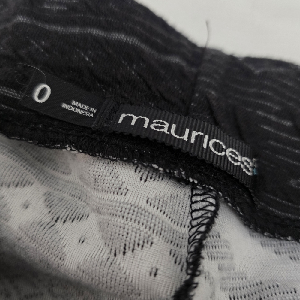 Black Patterned Leggings - image 7